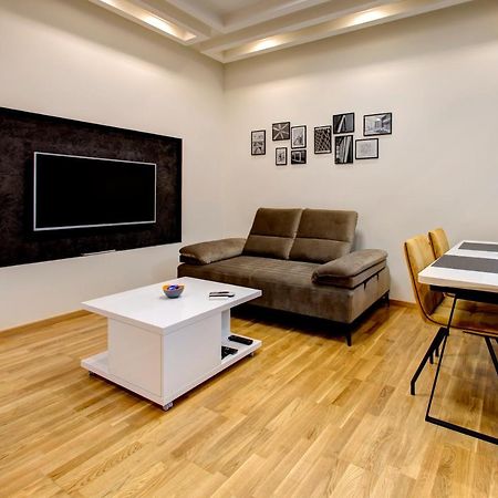 Apartmani Dolina Sunca โมสตาร์ ภายนอก รูปภาพ