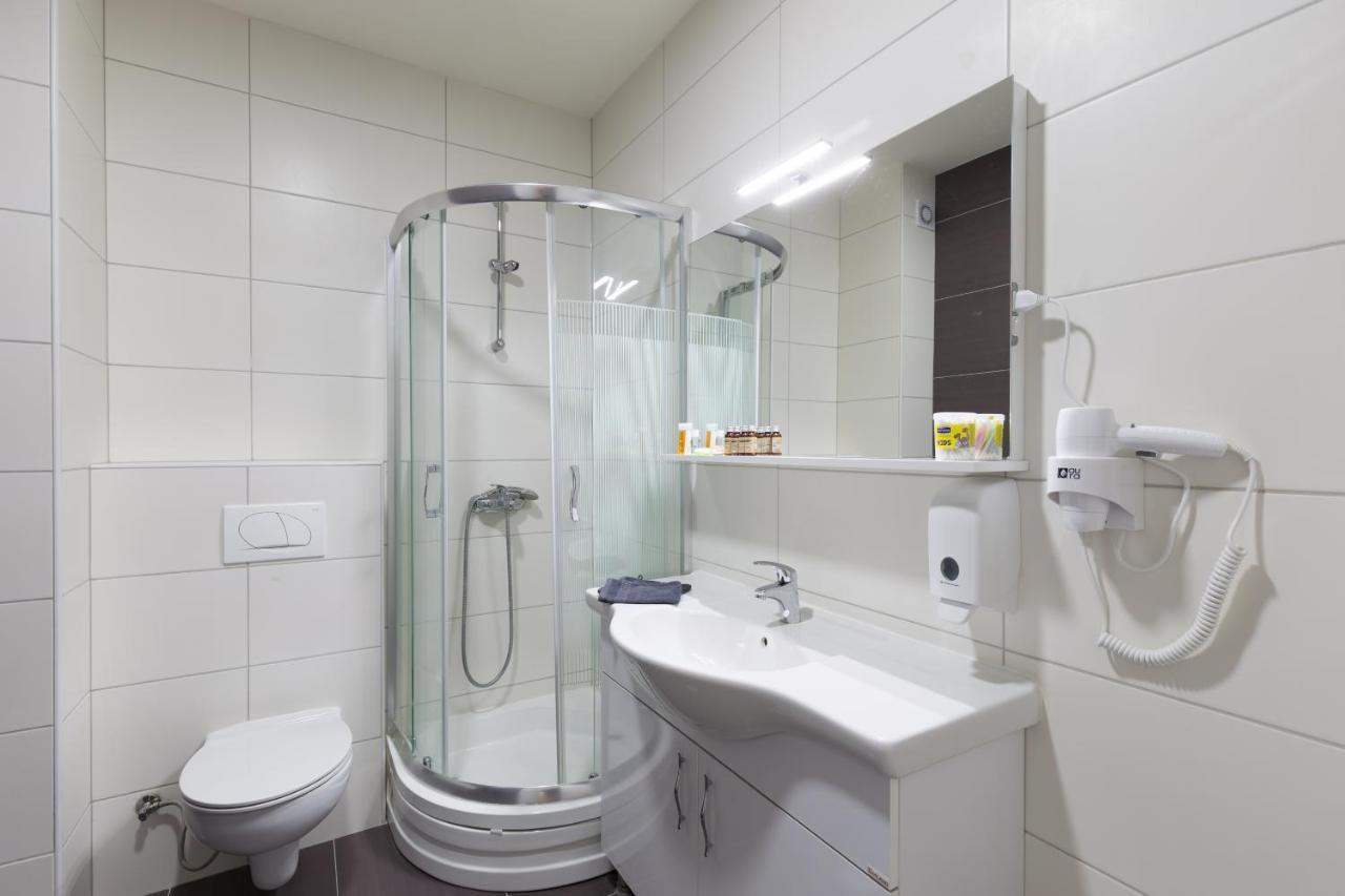 Apartmani Dolina Sunca โมสตาร์ ภายนอก รูปภาพ