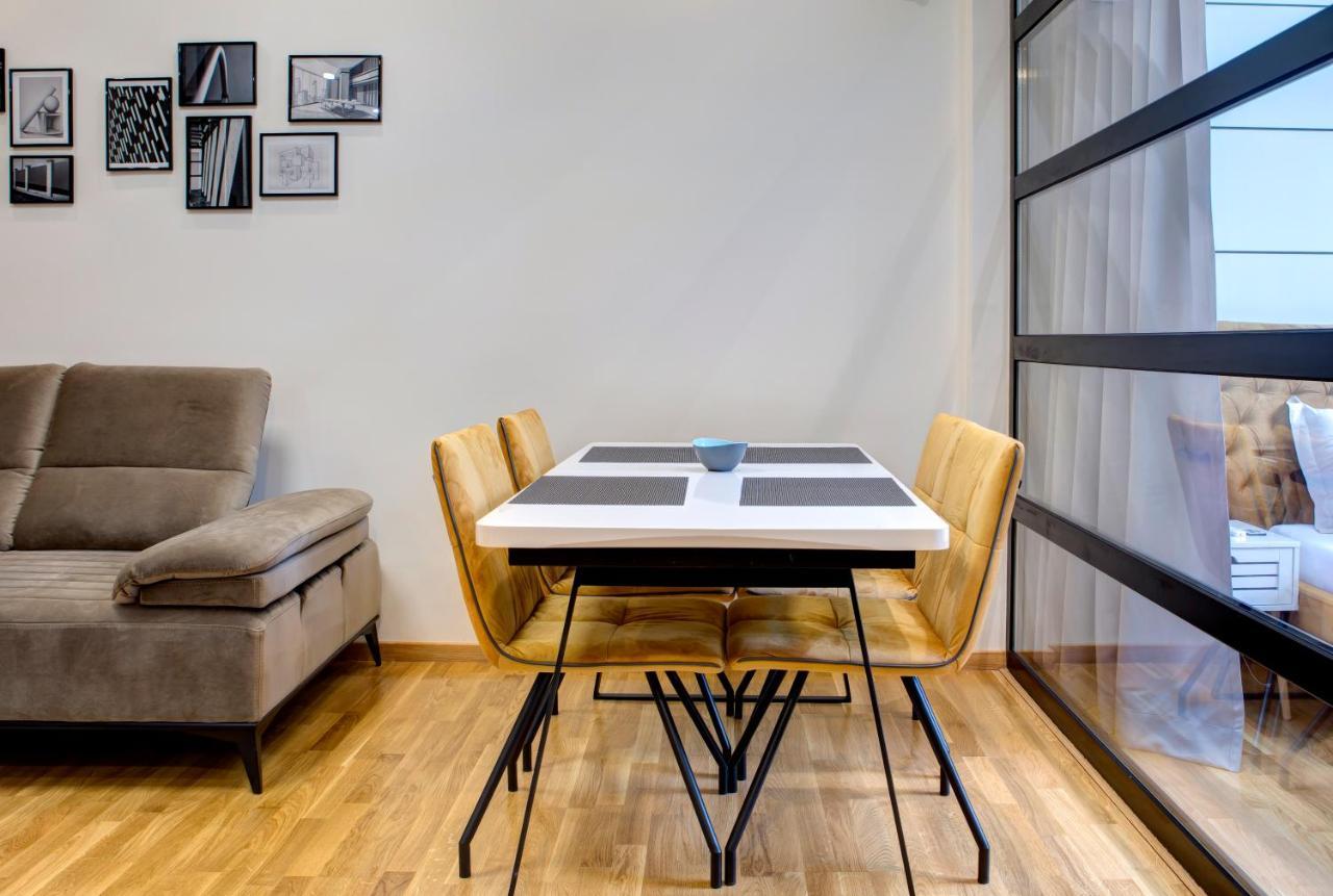 Apartmani Dolina Sunca โมสตาร์ ภายนอก รูปภาพ